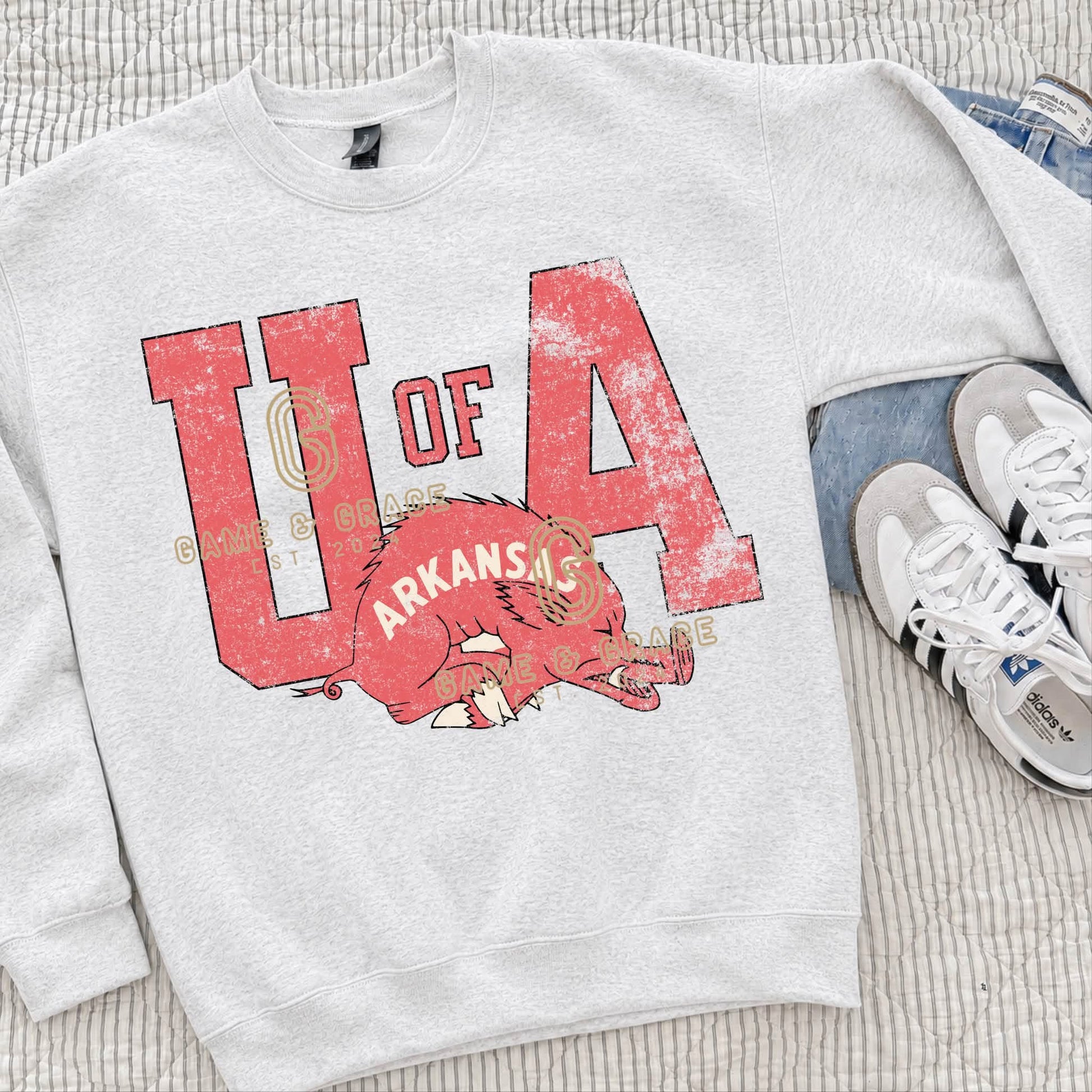 U of A distressed Sweatshirt